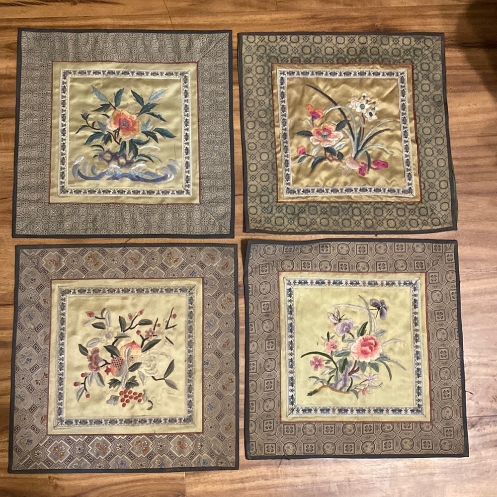 HP🎉 Silk set of 4. Hand embroidered panels. Vintage.